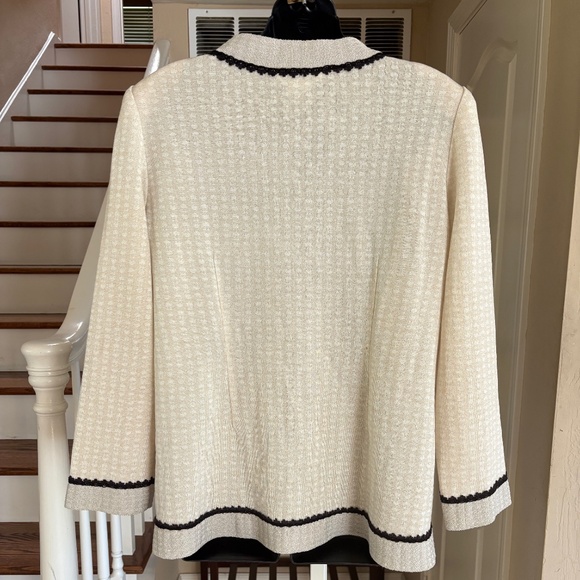 NWT Exclusively Misook Tan & Cream Textured Look Jacket Black Lace Trim XL - Picture 4 of 5